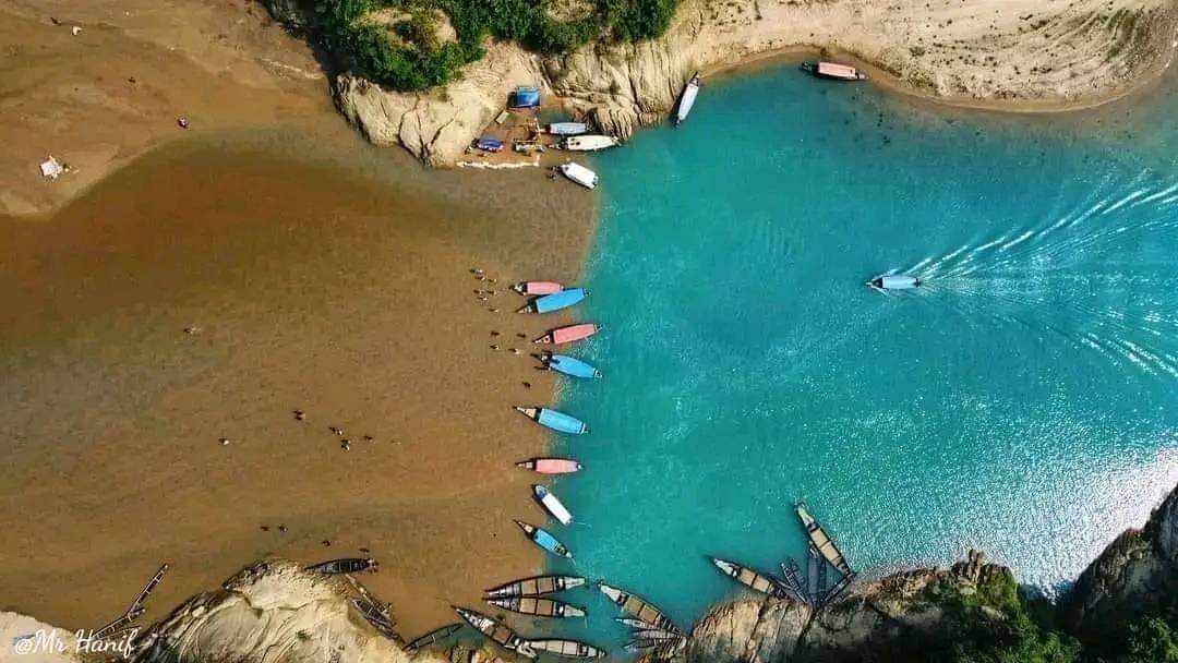 সিলেটের নীল জল আর পাহাড়ের হাতছানি: এবারের ঈদ হোক জাফলং ও লালাখালে! 🌿🌊